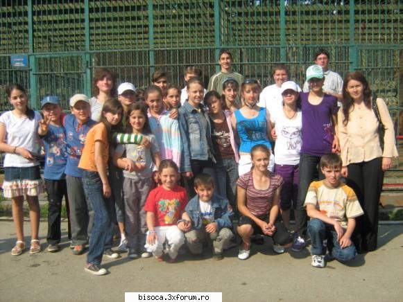 bisocenii se plimba...
 :razz: inceput de primavara